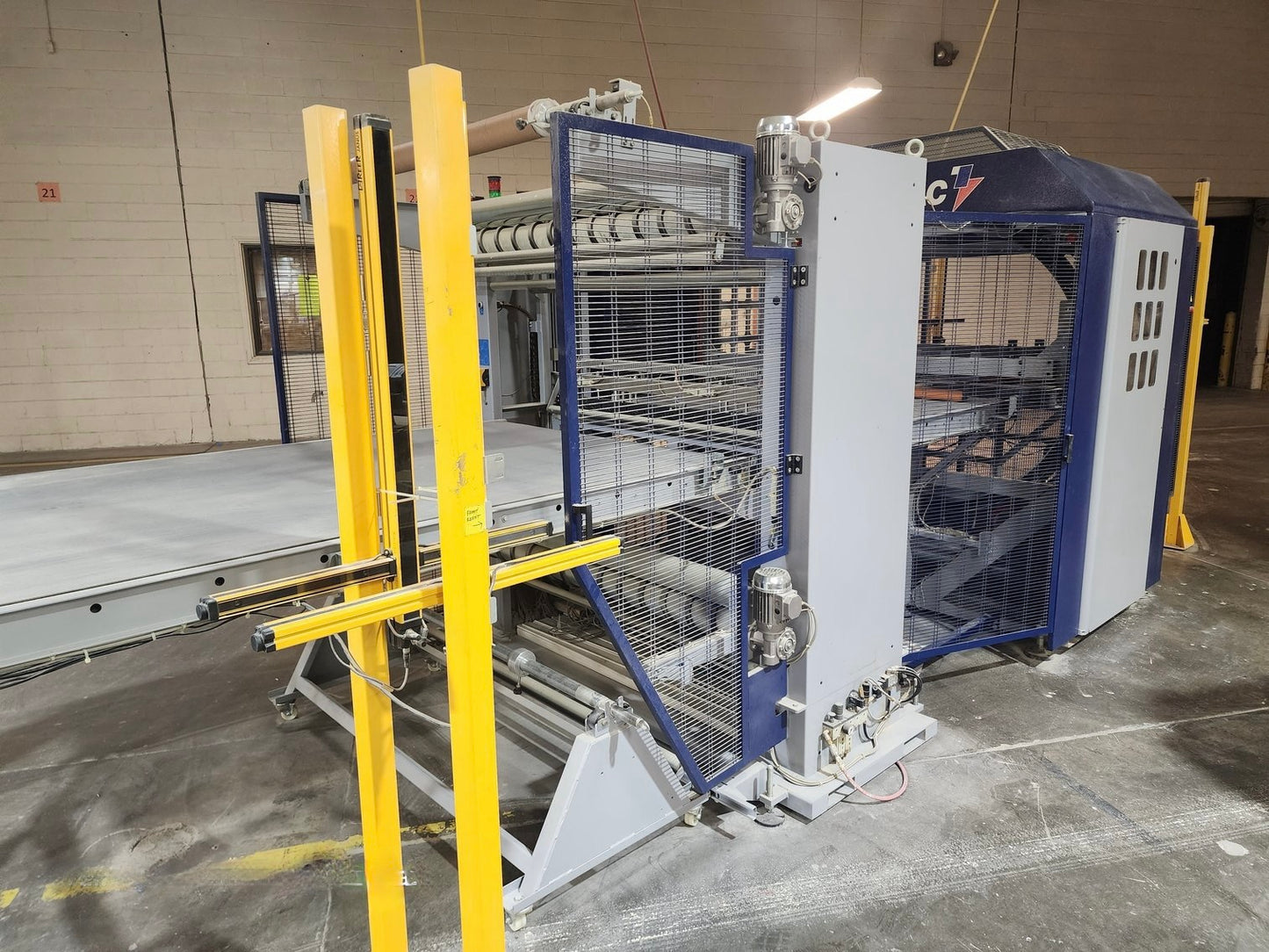 2019 Robopac Pluripac 1500 Ring Machine  - Michigan