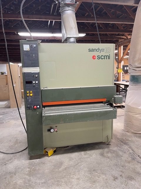 Scm wide belt clearance sander